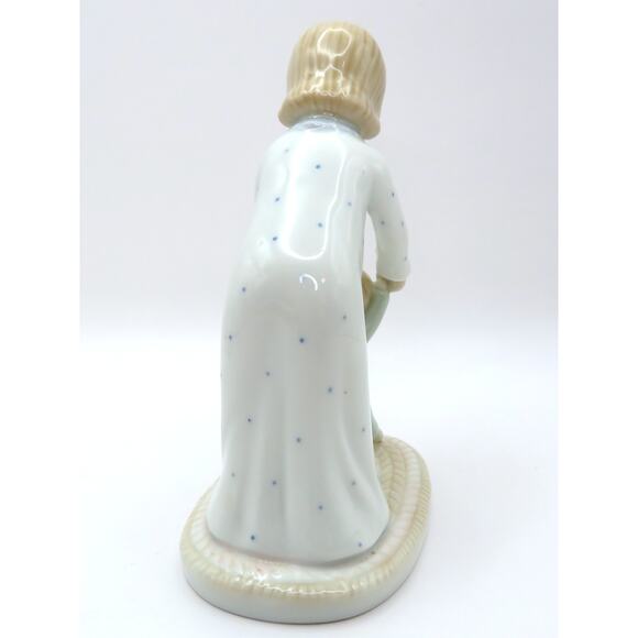 Vintage Lefton China Seville 1986 Porcelain Figurine Girl Helping Toddler Walk - Picture 6 of 10